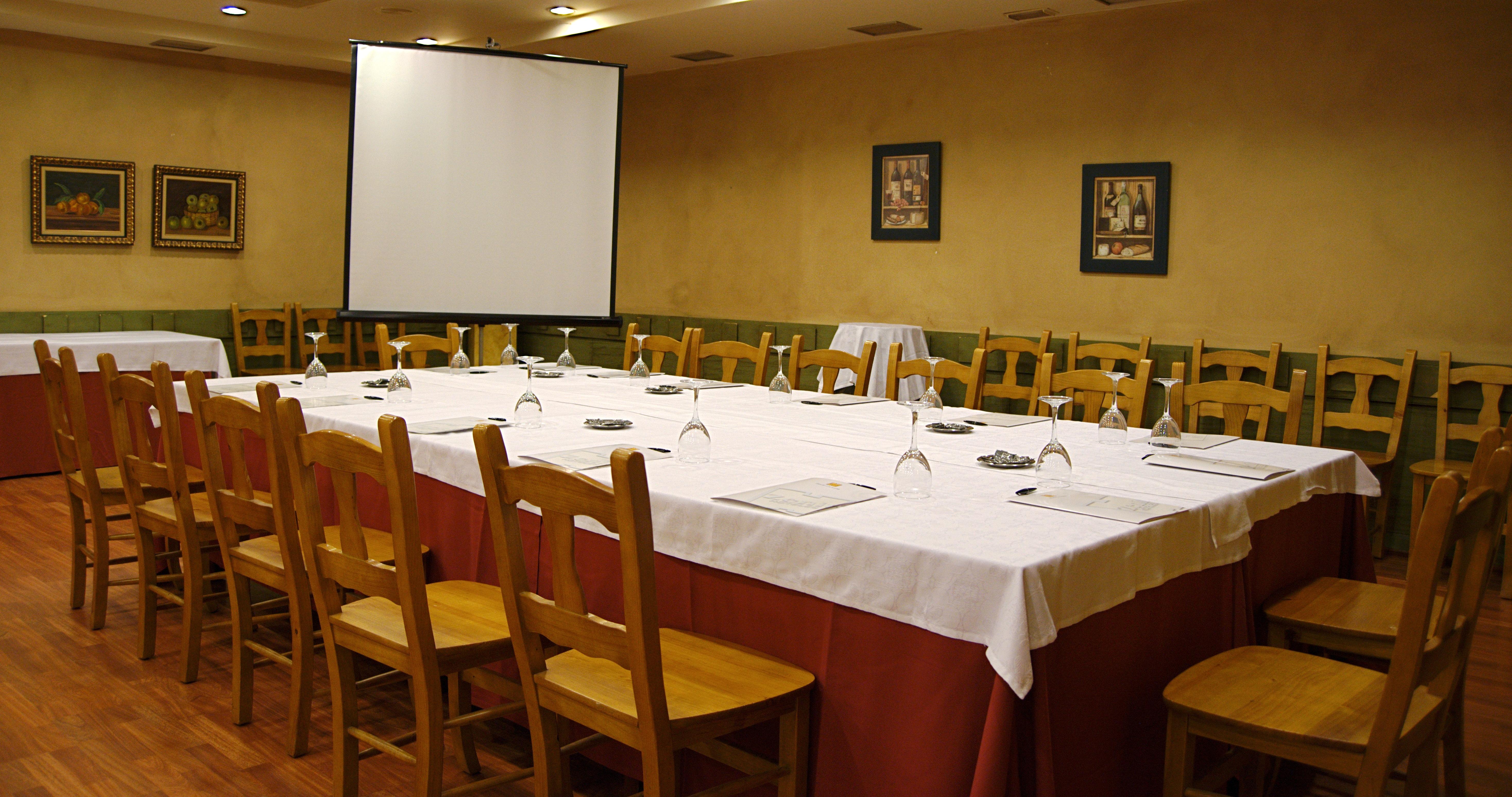 Hotel Nuevo Zenit Calahorra Extérieur photo