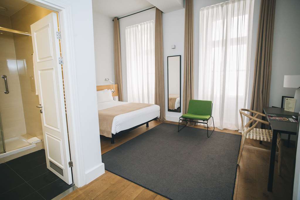 Hotel Nuevo Zenit Calahorra Chambre photo