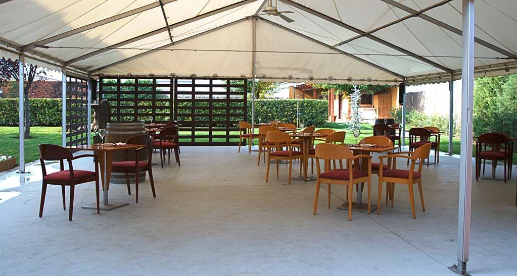 Hotel Nuevo Zenit Calahorra Extérieur photo