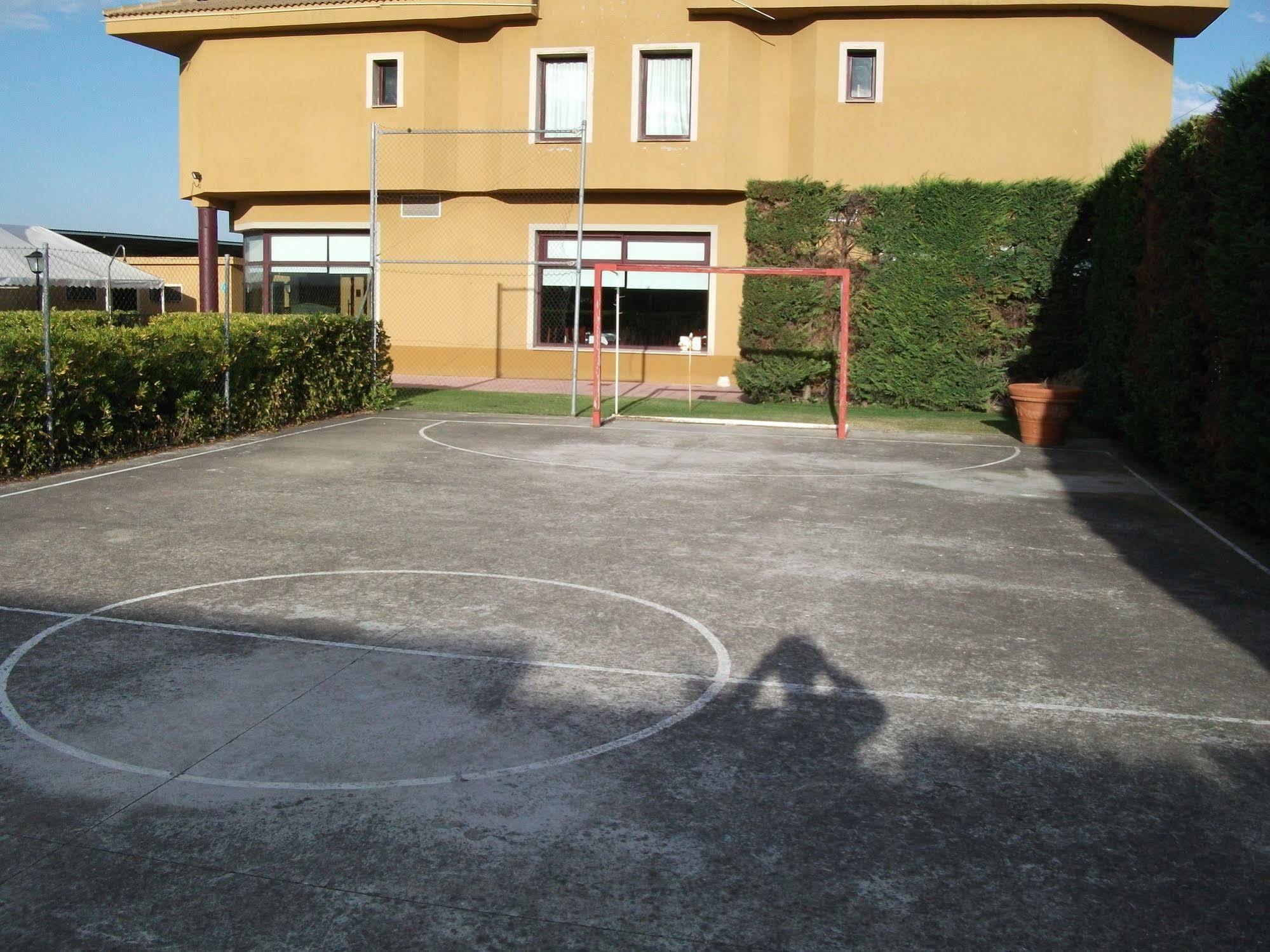 Hotel Nuevo Zenit Calahorra Extérieur photo