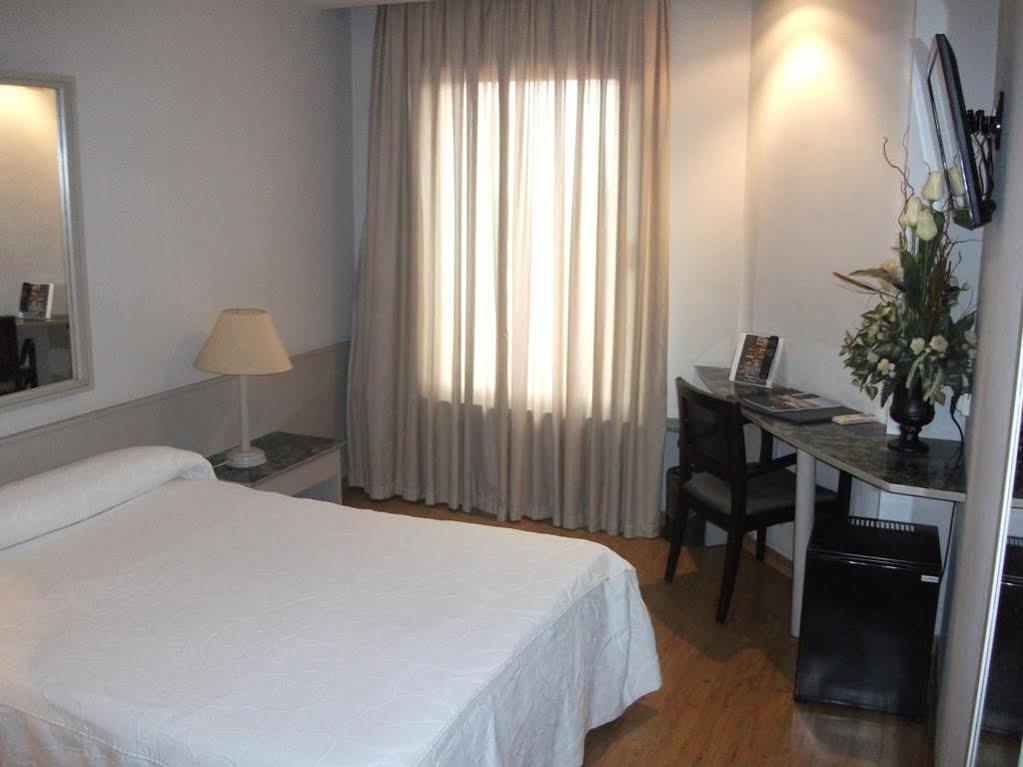 Hotel Nuevo Zenit Calahorra Extérieur photo
