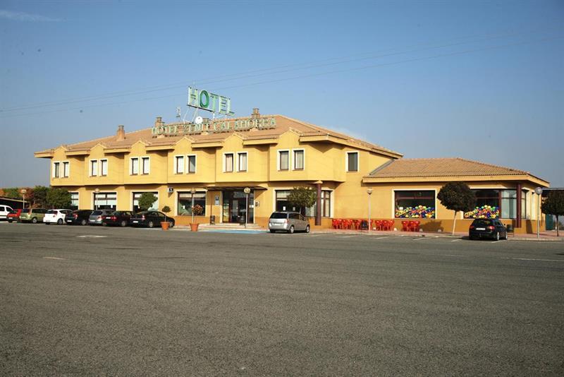 Hotel Nuevo Zenit Calahorra Extérieur photo